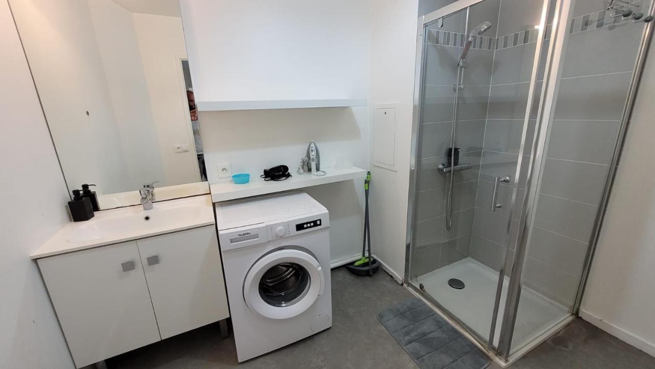 Flat For 6 Persons 10 Minutes From Cdg Airport Apartment Le Blanc-Mesnil